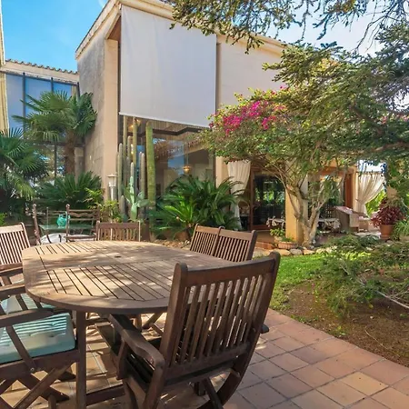 Tramontana Villa *